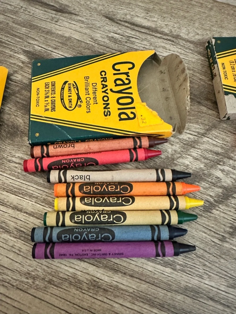 Vintage‎ Crayola Crayons and Fluorescent Crayons